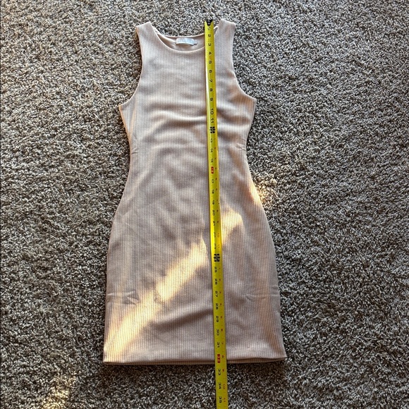 🦋Meshki Beige Dress!🦋 - Picture 3 of 7
